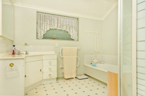 Photo of property in 33c Lake Crescent, Hamilton Lake, Hamilton, 3204