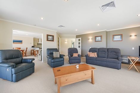 Photo of property in 11 Torlesse Drive, Kaiteriteri, Motueka, 7197