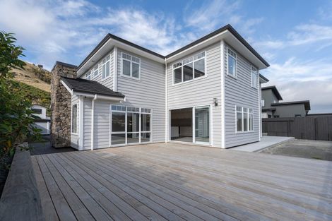 Photo of property in 28 Farnworth Terrace, Churton Park, Wellington, 6037