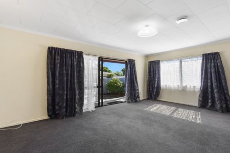 Photo of property in 2/8 Browning Crescent, Stoke, Nelson, 7011