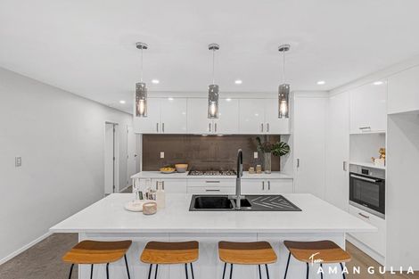 Photo of property in 7 Kahika Grove, Huapai, Kumeu, 0810