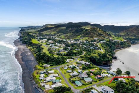 Photo of property in 6 Tokopapa Street, Mokau, 4376