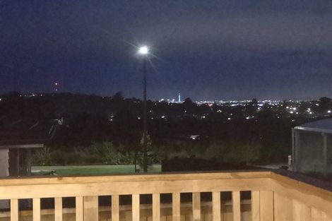 Photo of property in 4 Joseph Kokich Avenue, Swanson, Auckland, 0614