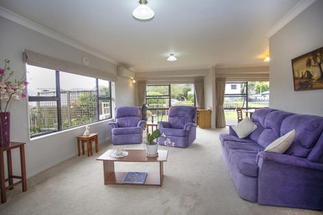 Photo of property in 114 Moana Anu Anu Avenue, Whangamata, 3620
