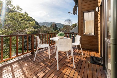 Photo of property in 13 Bendbrook Way, Ngaio, Wellington, 6035