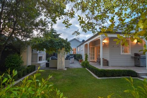 Photo of property in 10 Dixon Street, Carterton, 5713