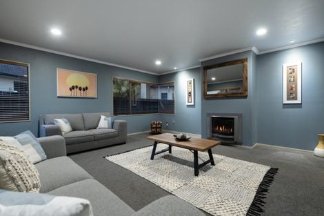 Photo of property in 28 Oreti Crescent, Papamoa Beach, Papamoa, 3118