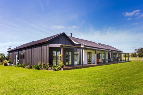 Photo of property in 146 White Rock Road, Martinborough, 5781