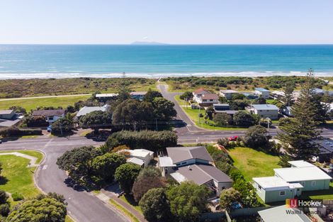 Photo of property in 170 Seaforth Road, Waihi Beach, 3611