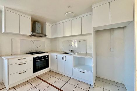 Photo of property in 16 Chelsea Avenue, Otahuhu, Auckland, 1062