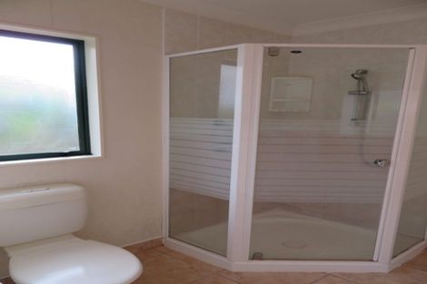 Photo of property in 38 Millhouse Drive, Northpark, Auckland, 2013