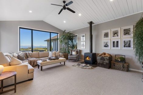 Photo of property in 20 Katelyn Place, Kinloch, Taupo, 3385