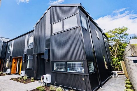 Photo of property in 6/18d Oxford Street, Tawa, Wellington, 5028