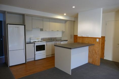 Photo of property in 9 Athol Terrace, Upper Riccarton, Christchurch, 8041