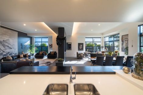 Photo of property in 1 Ashford Avenue, Prebbleton, 7604