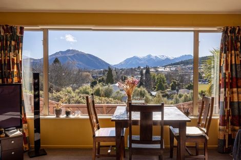 Photo of property in 73 Totara Terrace, Wanaka, 9305