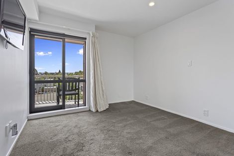Photo of property in Gloucester Towers, 13/28 Gloucester Street, Christchurch Central, Christchurch, 8013