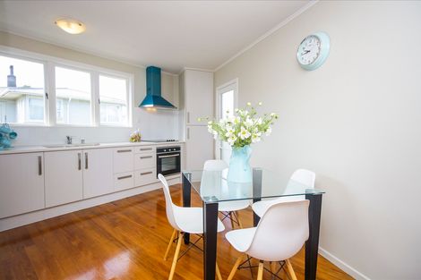 Photo of property in 64 Ellis Avenue, Mount Roskill, Auckland, 1041