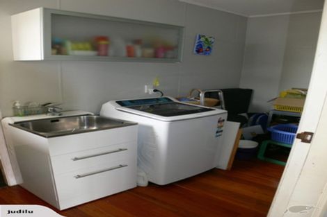 Photo of property in 73 Ihaia Road, Opunake, 4616