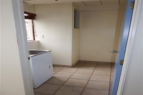 Photo of property in 79 Queenstown Road, Onehunga, Auckland, 1061