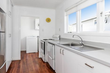 Photo of property in 11 Dickey Street, New Windsor, Auckland, 0600