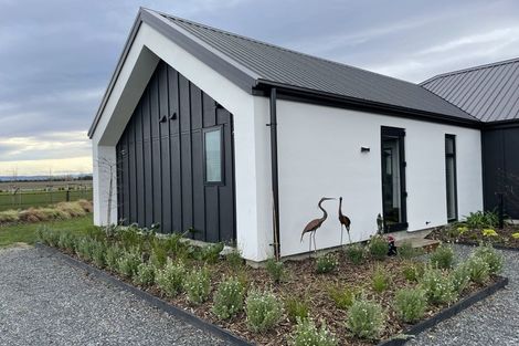 Photo of property in 8 Sam Holmes Drive, Methven, Ashburton, 7776