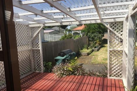 Photo of property in 1 Rawhiti Street, Dannevirke, 4930