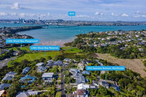 Photo of property in 35a Seaview Avenue, Northcote, Auckland, 0627