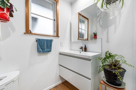 Photo of property in 3 Juliana Place, Awapuni, Palmerston North, 4412