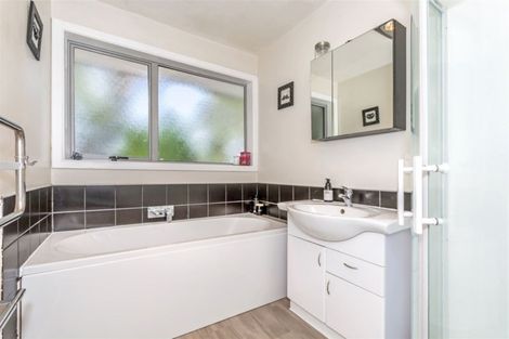 Photo of property in 49 Kathleen Crescent, Hornby, Christchurch, 8042