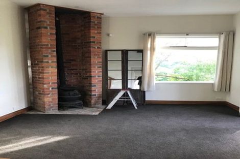 Photo of property in 11 Highbury Crescent, Highbury, Wellington, 6012