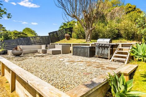 Photo of property in 94 Cook Street, Marfell, New Plymouth, 4310