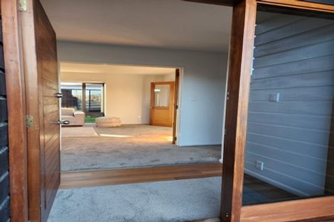 Photo of property in 51 Munro Street, Redwood, Christchurch, 8051