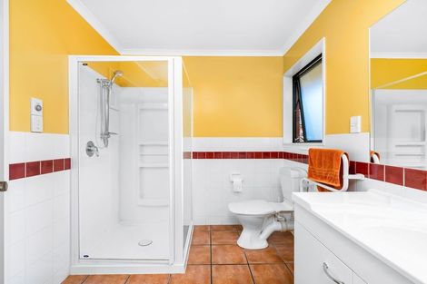 Photo of property in 8 Thornaby Close, Burnside, Christchurch, 8053