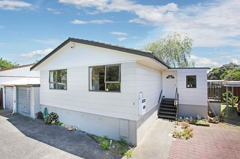 Photo of property in 2/7 Mon Desir Place, Manurewa, Auckland, 2102