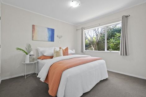 Photo of property in 13 Kuripaka Crescent, The Gardens, Auckland, 2105