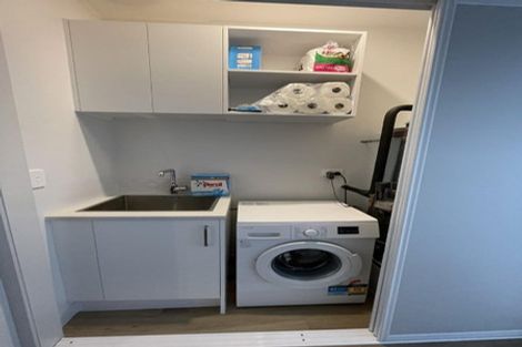 Photo of property in 9/1 Genevieve Lane, Hobsonville, Auckland, 0616