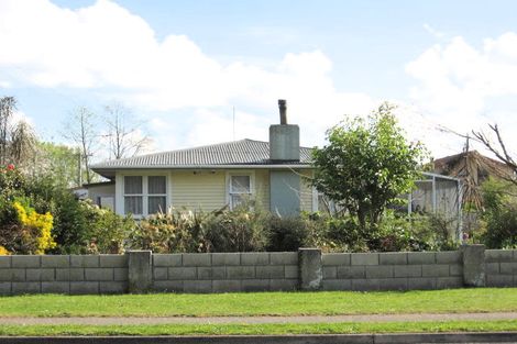 Photo of property in 48 Robinson Avenue, Holdens Bay, Rotorua, 3010