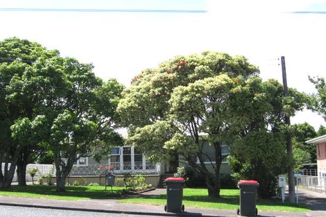 Photo of property in 26 Boundary Road, Blockhouse Bay, Auckland, 0600