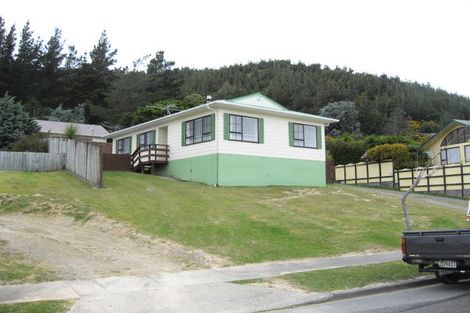Photo of property in 58 Trelawney Road, Wainuiomata, Lower Hutt, 5014