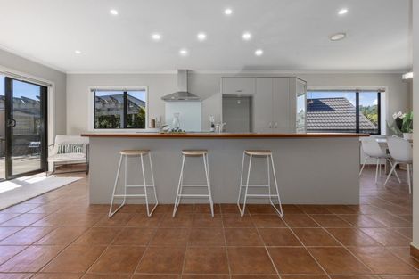 Photo of property in 6 Aotea Drive, Aotea, Porirua, 5024