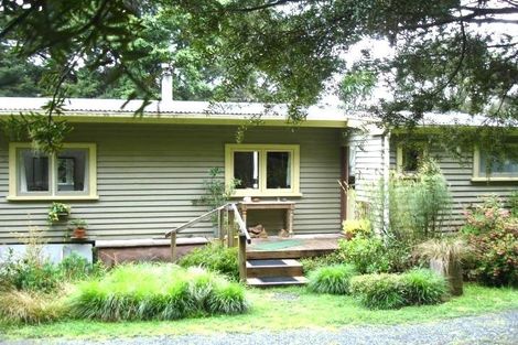 Photo of property in 64 Paparoa Station Road, Paparoa, 0571