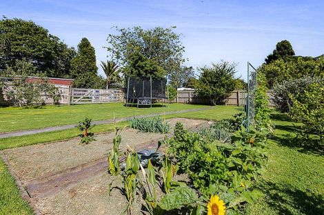 Photo of property in 28 Old South Road, Okato, 4335