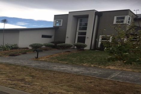 Photo of property in 28 Hakatere Road, Pegasus, 7612