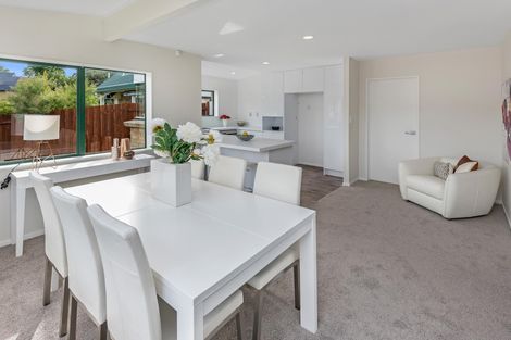 Photo of property in 1/23 Solana Court, Botany Downs, Auckland, 2010