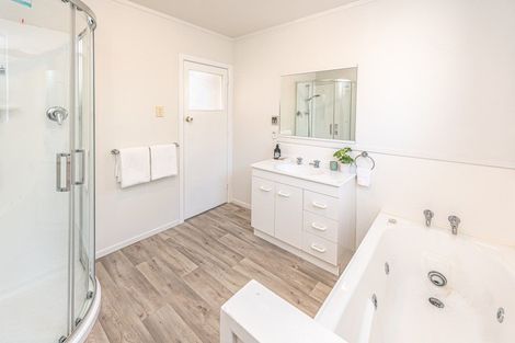 Photo of property in 74c Cornfoot Street, Castlecliff, Whanganui, 4501