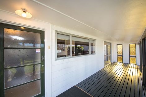 Photo of property in 5 Carter Crescent, Awapuni, Palmerston North, 4412