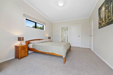 Photo of property in 71 John Norrie Place, Motuoapa, 3382