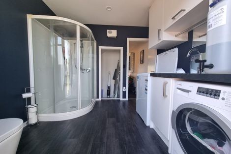 Photo of property in 2/33 Searells Road, Strowan, Christchurch, 8052