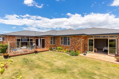 Photo of property in 8 Clearwater Place, Mayfield, Blenheim, 7201